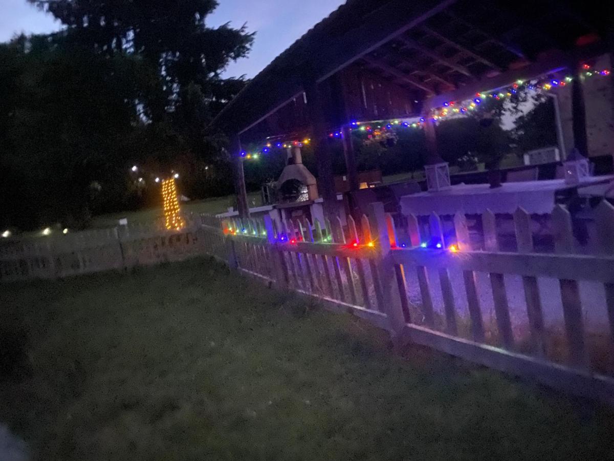 Fonclaire Holidays Mortemart エクステリア 写真